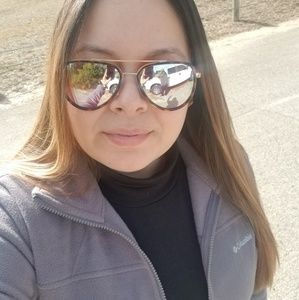 Meet your Posher, Marlen